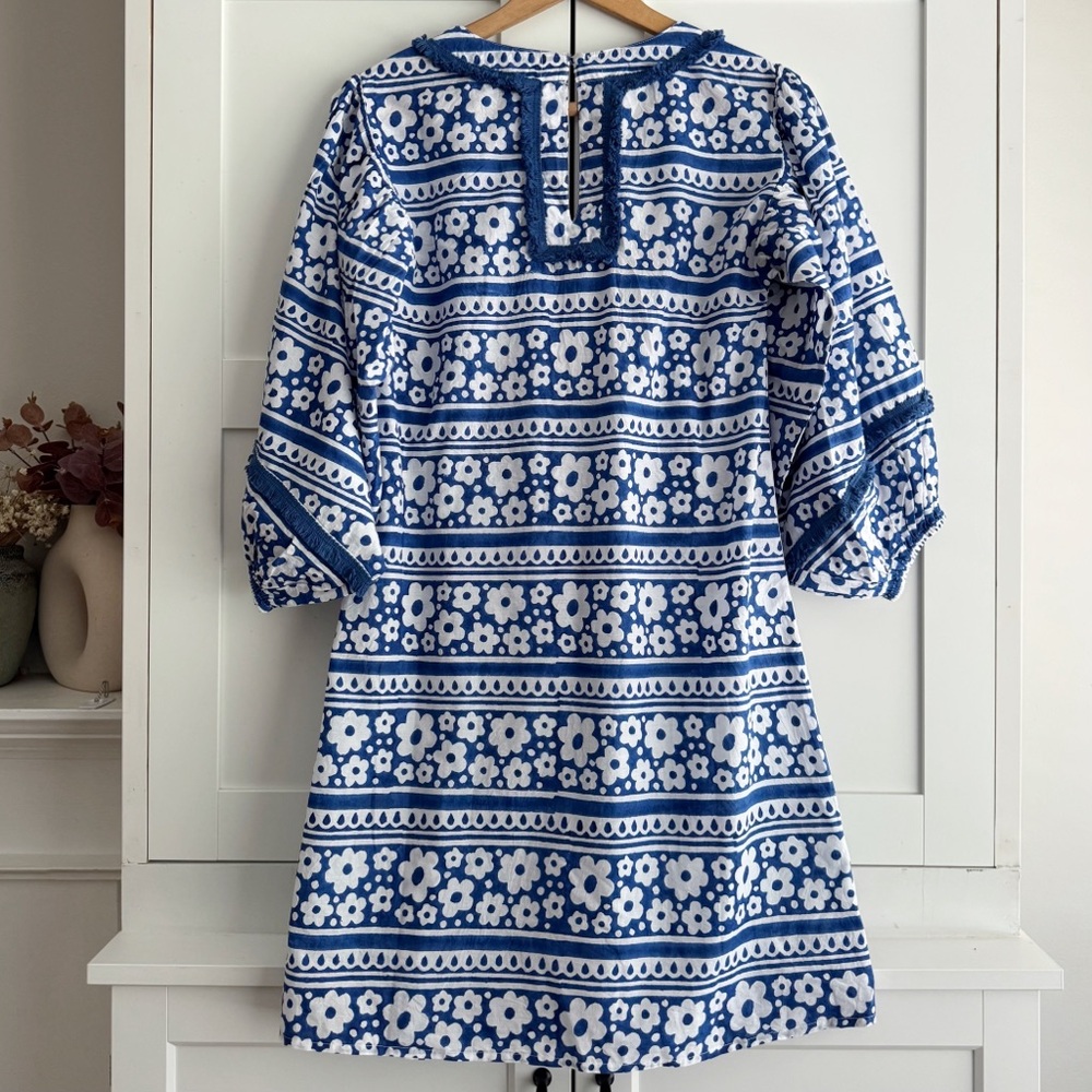 Tuckernuck Catalans Coverup Dress Petal Paradis Blue White Floral - Picture 2 of 7